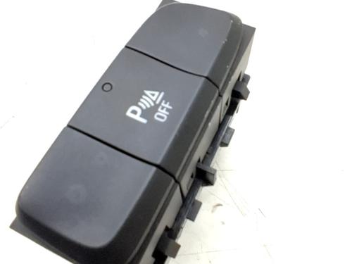 Used Switch Switch OPEL CORSA F (P2JO) 1.2 (68) (131 hp) 33766196 33766196