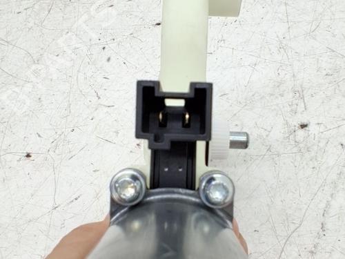 Right front window motor MERCEDES-BENZ A-CLASS Saloon (V177) A 180 (177.184) | BP37591422E20 - Image 2