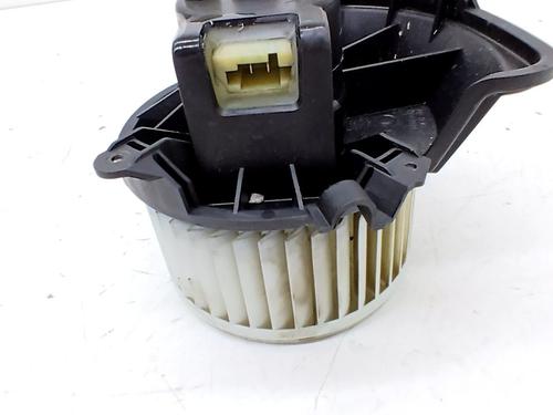 Moteur de chauffage Moteur de chauffage OPEL CORSA E (X15) 1.4 (08, 68) (90 hp) 34265146 34265146