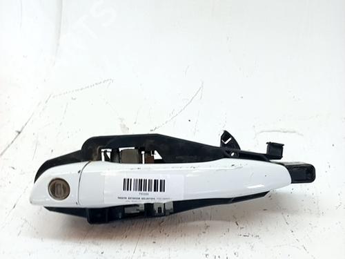 Używane Klamka zewnętrzna drzwi przednich lewych OPEL ASTRA L Sports Tourer (OV5) 1.6 Plug-In Hybrid (F4DGXT) (181 hp) 29558572