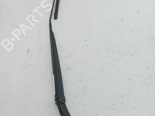 Used Front windshield wiper arm RENAULT MEGANE III Hatchback (BZ0/1_, B3_) 1.5 dCi (BZ1G, BZ1W, BZ0R) (95 hp) 23340767