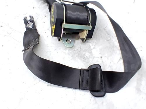 rear-left-seatbelt-vw-golf-vii-5g1-bq1-be1-be2-2012-2013-2014-2015-2016-2017-2018-2019-2020-2021-33771992 main image