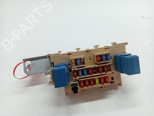 Used Fuse box NISSAN QASHQAI / QASHQAI +2 I (J10, NJ10, JJ10E) 2.0 (141 hp) 27557075
