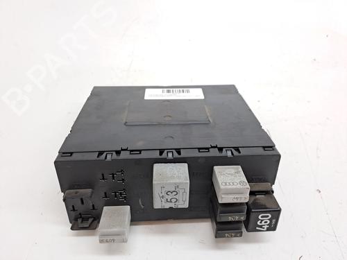 Used Fuse box VW GOLF V (1K1) 1.9 TDI (105 hp) 23282656