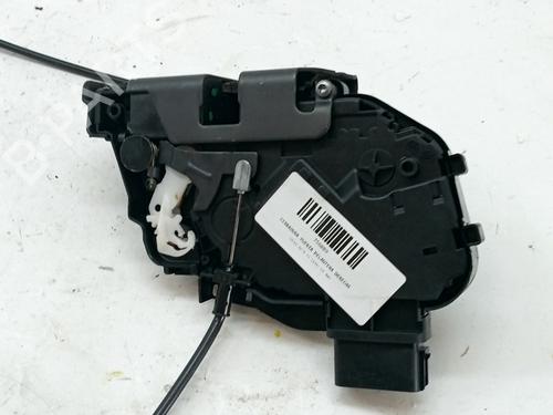 Used Front right lock VOLVO XC70 II (136) D5 AWD (185 hp) 31580078