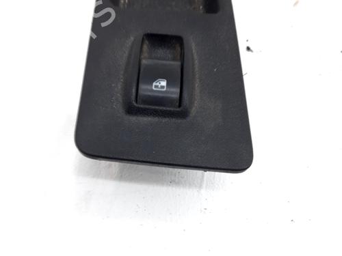 right-front-window-switch-fiat-grande-punto-van-199_-2005-2006-2007-2008-2009-2010-2011-2012-2013-32257038 main image