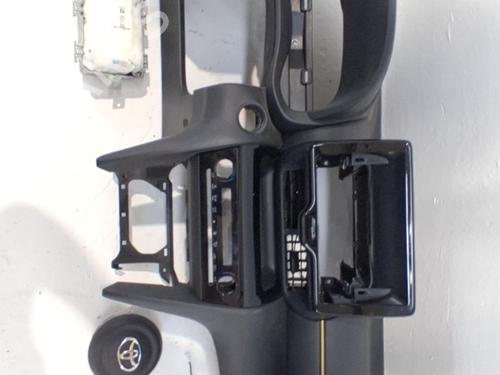 Kollisonspute sett Kollisonspute sett TOYOTA YARIS CROSS (MXP_) 1.5 Hybrid All-wheel Drive (MXPJ15) (116 hp) 39741448 39741448