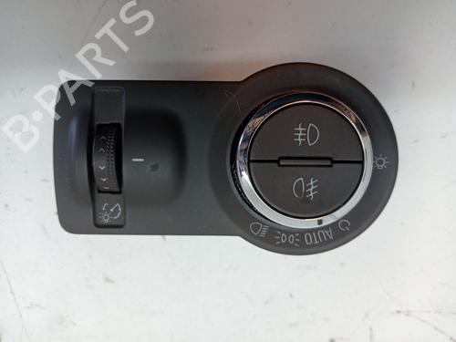 Used Headlight switch OPEL INSIGNIA A (G09) 2.0 CDTI (68) (160 hp) 23369765