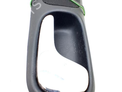 Used Front right interior door handle Front right interior door handle AUDI A4 B5 (8D2) 1.9 TDI (90 hp) 34331268 34331268