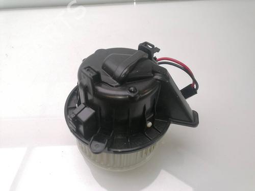 Used Heater blower motor SEAT ARONA (KJ7, KJP) 1.0 TSI (110 hp) 30452056