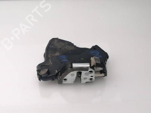 Used Front right lock SUZUKI GRAND VITARA II (JT, TE, TD) 1.9 DDiS All-wheel Drive (JT419, TD44, JB419WD, JB419XD,... (129 hp) 23458759