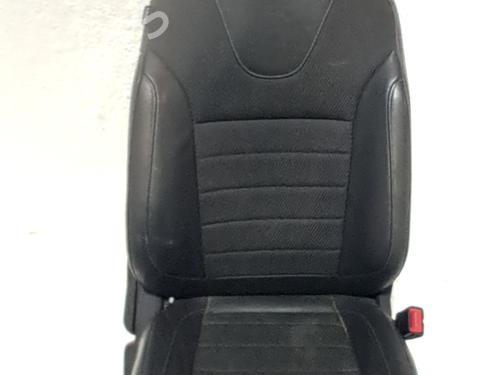 Used Left front seat Left front seat 37449553 37449553