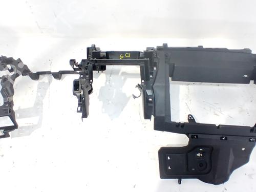 Tableau de bord LEXUS NX (_Z1_) 300h AWD (AYZ15, AYZ15_, AYZ15R) (197 hp) 32312629