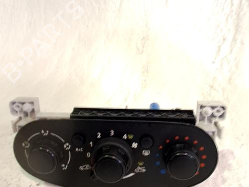 Commande Chauffage DACIA LOGAN II TCe 90 (L8MA, L8M1, L8AC) (90 hp) 31701438