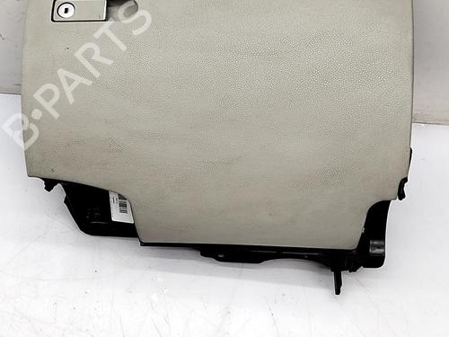 Boîte à gants Boîte à gants MERCEDES-BENZ C-CLASS (W204) C 200 CDI (204.001) (136 hp) 34341980 34341980