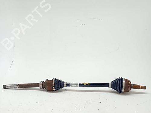 Used Right front driveshaft CITROËN C5 AIRCROSS (A_) 1.2 PureTech 130 (ARHNSJ) (131 hp) 31011873