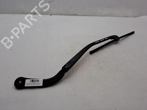 Used Front windshield wiper arm BMW 3 Touring (E91) 320 d (163 hp) 23359202