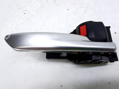 Used Rear right interior door handle Rear right interior door handle TOYOTA COROLLA Estate (_E21_) 1.8 Hybrid (ZWE211W) (122 hp) 33763523 33763523
