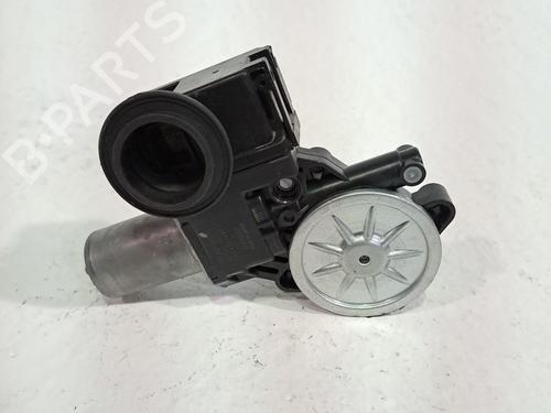 Used Left front window motor TOYOTA YARIS (_P21_, _PA1_, _PH1_) 1.5 Hybrid (MXPH10, MXPH11) (116 hp) 29024159