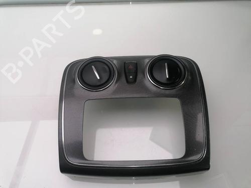 Used Air vent DACIA SANDERO II 1.5 dCi 75 / Blue dCi 75 (B8JW, B8M4, B8AH, B8M7, B8M6) (75 hp) 23421207