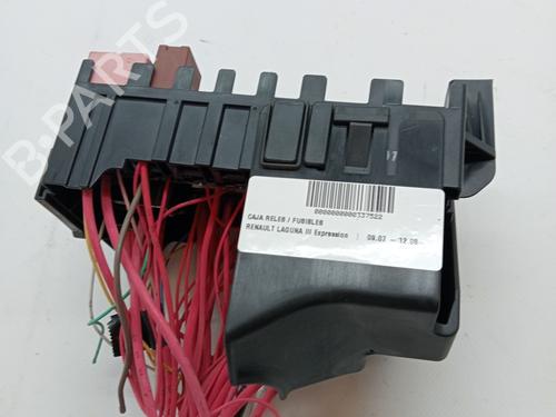 Used Fuse box Fuse box RENAULT LAGUNA III Grandtour (KT0/1) 2.0 dCi (KT01, KT08, KT09, KT0K, KT12, KT1D, KT1W) (150 hp) 23344415 23344415
