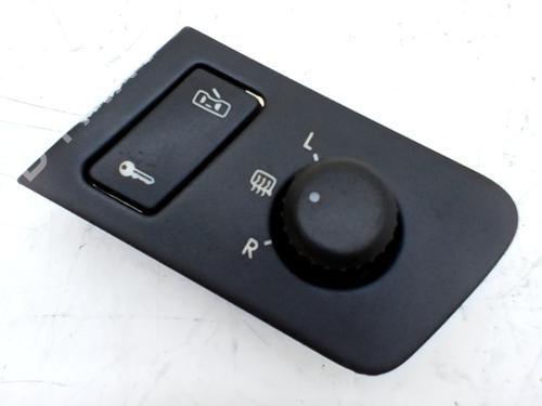 Commande retroviseurs VW CADDY III MPV (2KB, 2KJ, 2CB, 2CJ) 1.9 TDI (105 hp) 32105857