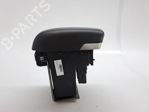 Used Armrest / Center console HYUNDAI ix35 (LM, EL, ELH) 2.0 CRDi (184 hp) 23361909