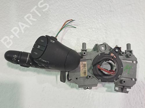 Paraurti anteriore RENAULT SCÉNIC I MPV (JA0/1_, FA0_) 1.9 dCi RX4 (102 hp) 24172737