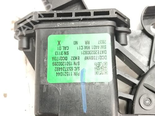 Right rear window motor MG MG 4 (EH32) EV | BP37592576E22 - Image 2