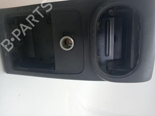 Armrest / Center console VW TIGUAN (5N_) 2.0 TDI | BP23361341I20 