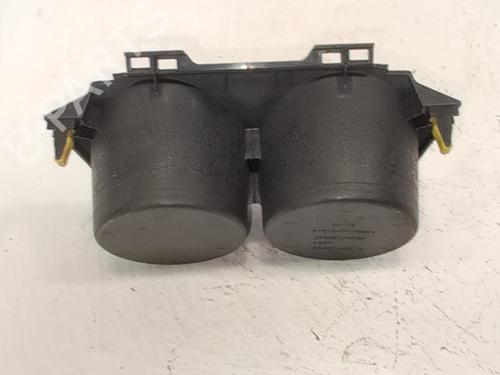 Portabicchieri Portabicchieri TOYOTA RAV 4 III (_A3_) 2.2 D 4WD (ALA30_, ALA30R) (136 hp) 36318317 36318317