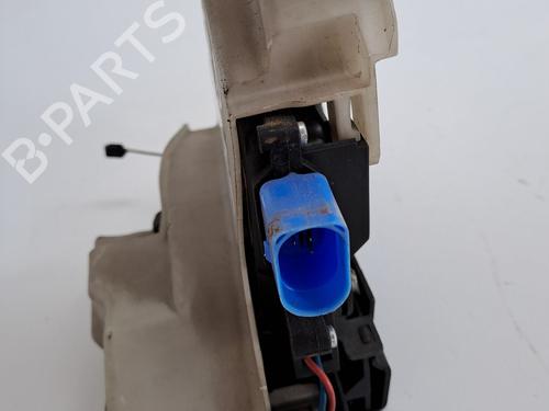 Rear right lock VW JETTA III (1K2) 2.0 TDI 16V | BP23367744C99 