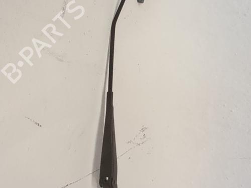 front-windshield-wiper-arm-opel-corsa-d-s07-2006-2007-2008-2009-2010-2011-2012-2013-2014-2015-37591239 main image
