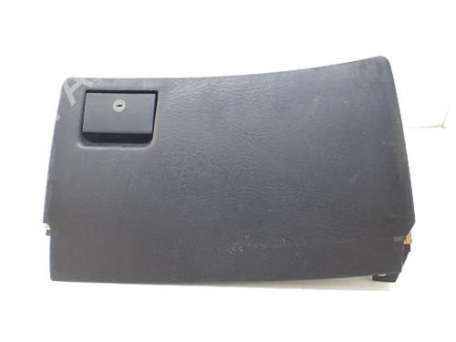 Hanskerom AUDI 80 B4 Saloon (8C2) 2.0 E (115 hp) 29991657