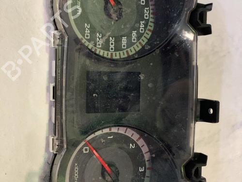 Used Instrument cluster Instrument cluster MITSUBISHI OUTLANDER II (CW_W) 2.0 DI-D (CW8W) (140 hp) 34527727 34527727