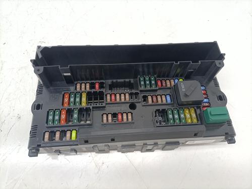Used Fuse box BMW X3 (F25) xDrive 20 d (184 hp) 28959557