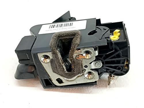 front-left-lock-dacia-sandero-iii-2021-33766451 main image