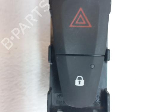 Used Warning switch DACIA LOGAN MCV II TCe 90 (K8M1, K8MA, K8AC) (90 hp) 28959799