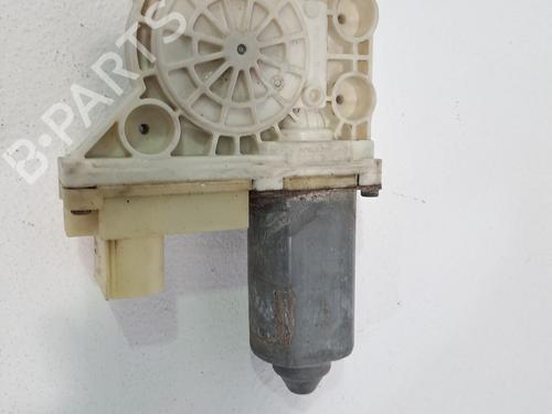 Rudehejsemotor bagstkærm højre BMW 7 (E65, E66, E67) 730 d (218 hp) 23374321