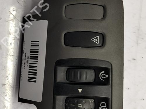 Used Headlight switch RENAULT SCÉNIC II (JM0/1_) 1.6 16V (JM1R) (112 hp) 31182363