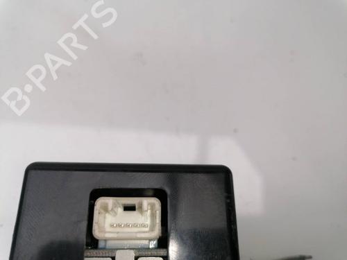 Elektronisk modul TOYOTA HILUX VII Pickup (_N1_, _N2_, _N3_) 2.5 D-4D 4WD (KUN25) (144 hp) 23940322