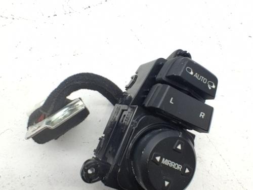 Used Mirror switch Mirror switch 39555057 39555057