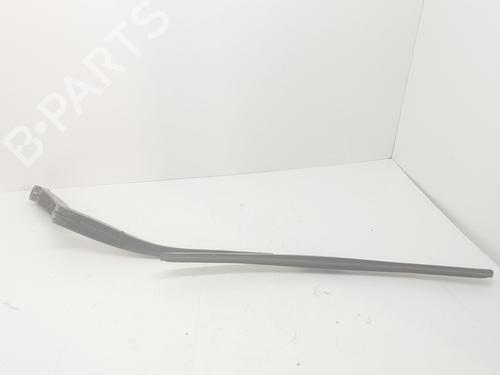 Used Front windshield wiper arm HONDA ACCORD VIII (CU) 2.0 i (CU1) (156 hp) 29228244