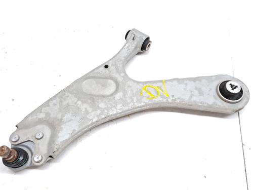Used Left front suspension arm PEUGEOT 2008 II (UD_, US_, UY_, UJ_, UR_, UC_) 1.2 PureTech 100 (USHNK) (101 hp) 29228404