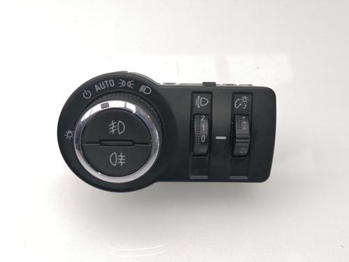 Used Headlight switch CHEVROLET TRAX 1.7 TD (131 hp) 23420288