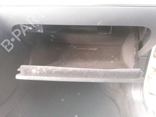 Used Glove box VW GOLF VI (5K1) 2.0 TDI (110 hp) 23420726