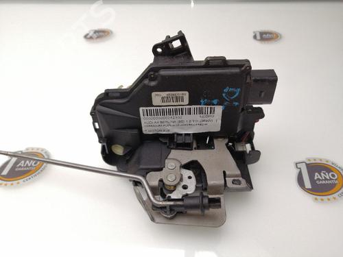 Używane Zamek drzwi przednich prawych AUDI A4 B6 Avant (8E5) 1.9 TDI (130 hp) 23418667