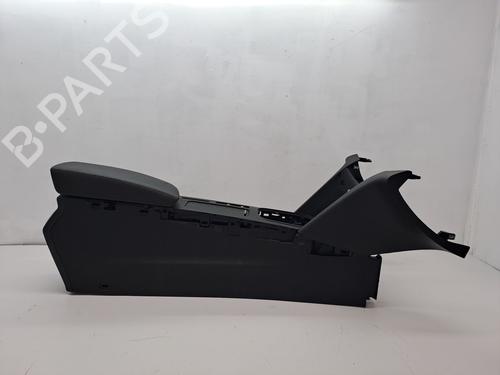 Used Armrest / Center console RENAULT MEGANE IV Grandtour (K9A/M/N_) 1.3 TCe 140 (K9NB) (140 hp) 23381398