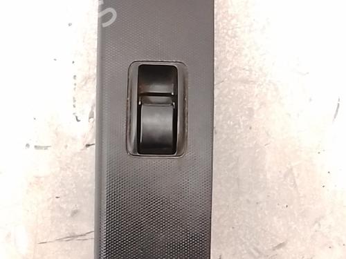 Used Right front window switch Right front window switch TOYOTA COROLLA Verso (ZER_, ZZE12_, R1_) 2.2 D-4D (AUR10_, AUR10R) (136 hp) 36317983 36317983
