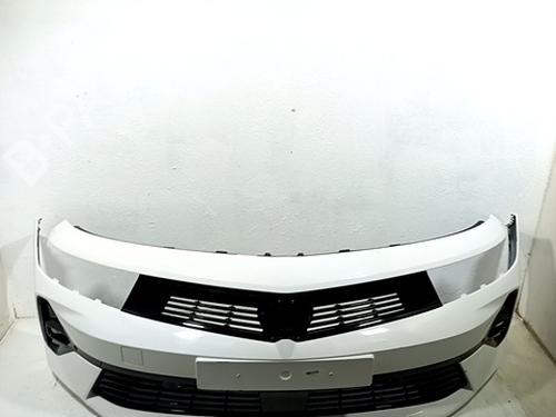 Used Front bumper OPEL ASTRA L (OV5) 1.2 MHEV (FPHPY) (136 hp) 31011667